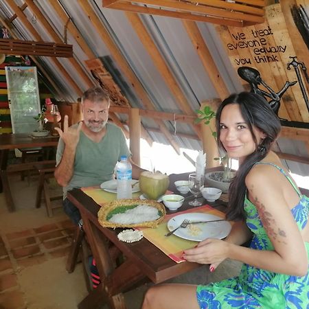 Dinna Nature Hostel Szigirija Kültér fotó