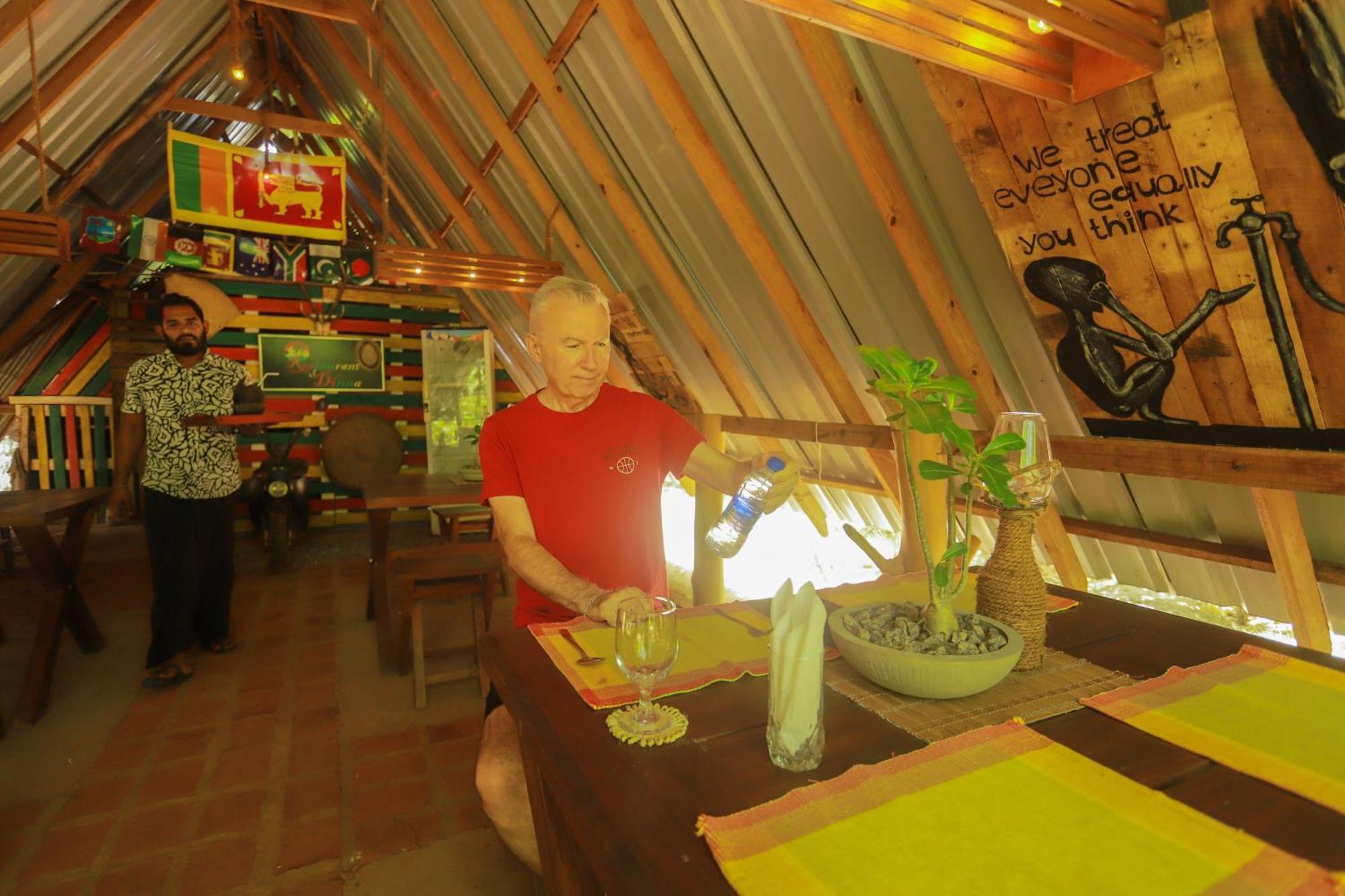 Dinna Nature Hostel Szigirija Kültér fotó