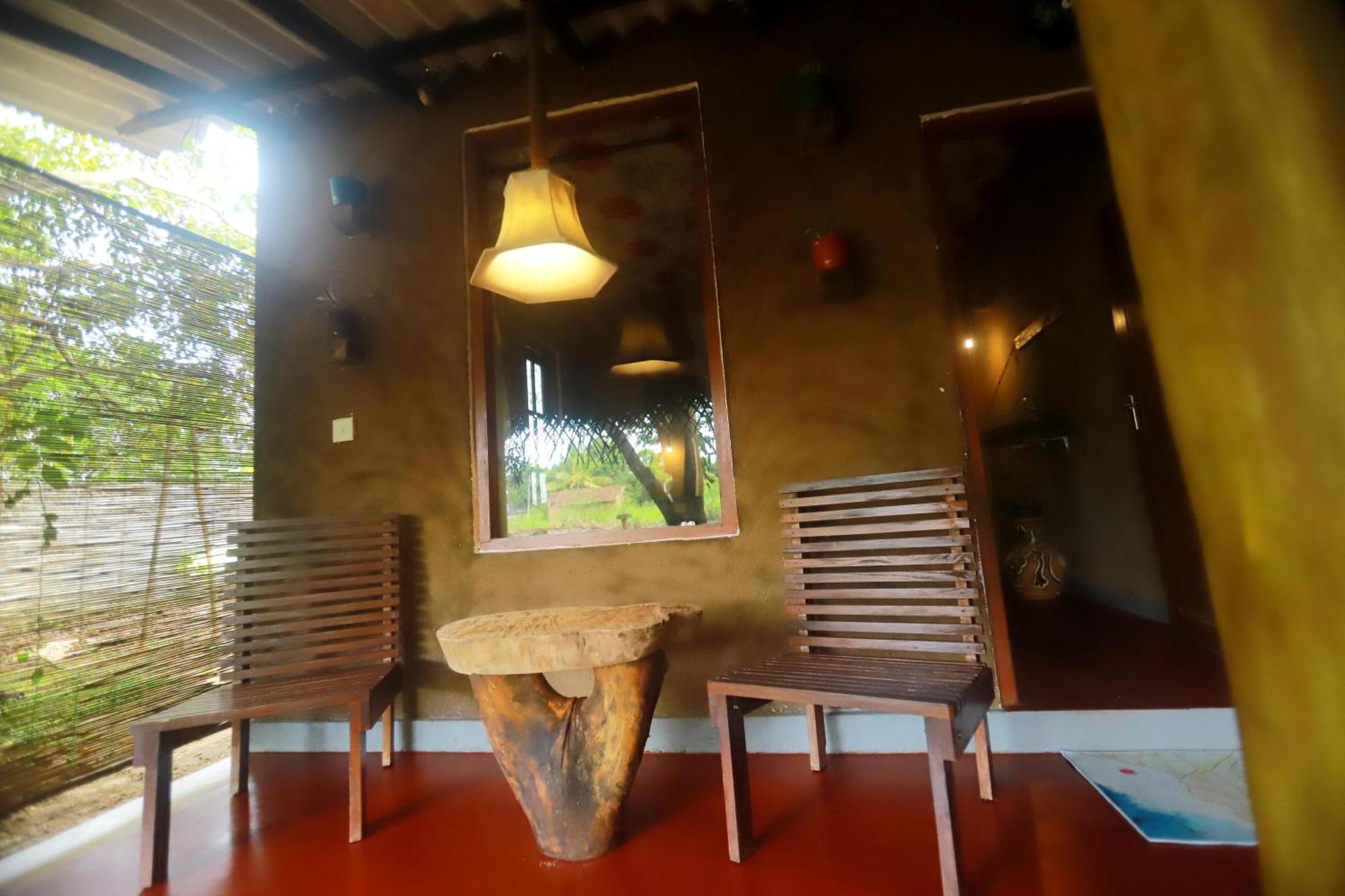 Dinna Nature Hostel Szigirija Kültér fotó