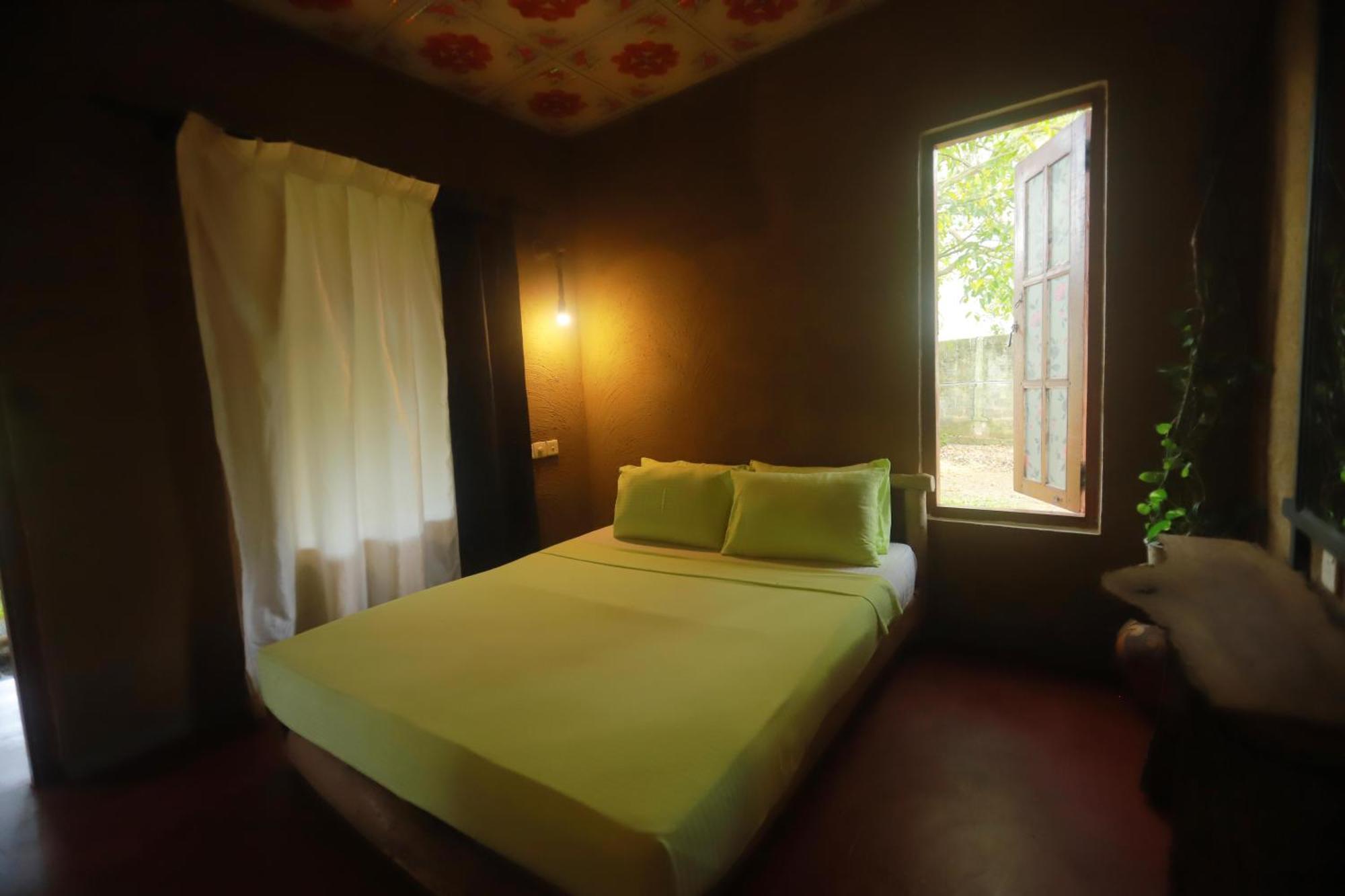 Dinna Nature Hostel Szigirija Kültér fotó